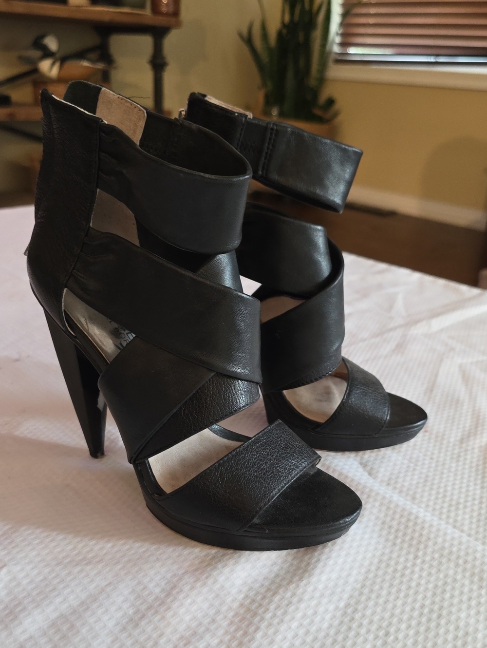 Sexy MICHAEL KORS stilettos strappy leather black heels! 7
